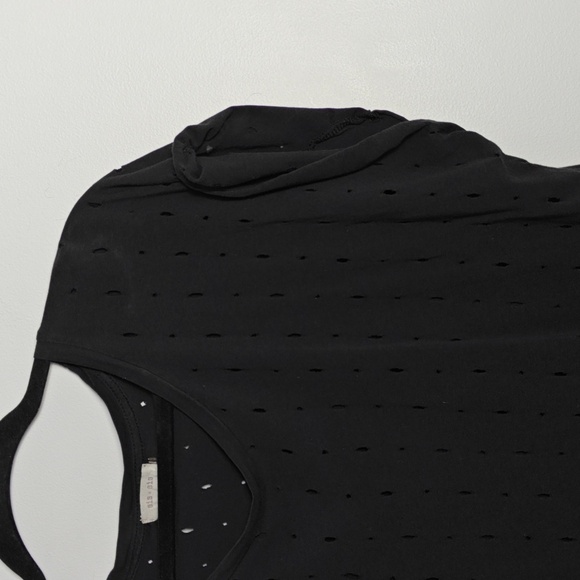 SIS SIS Anthropologie Black Cut Out Rolled Sleeve Top Size Large - Picture 6 of 14